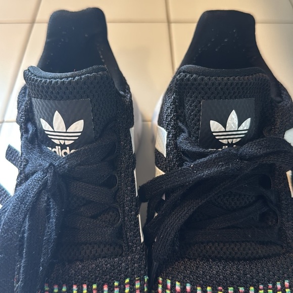 Adidas Women's Swift Run Black Running Sneakers Size 8 1/2 - Picture 4 of 14